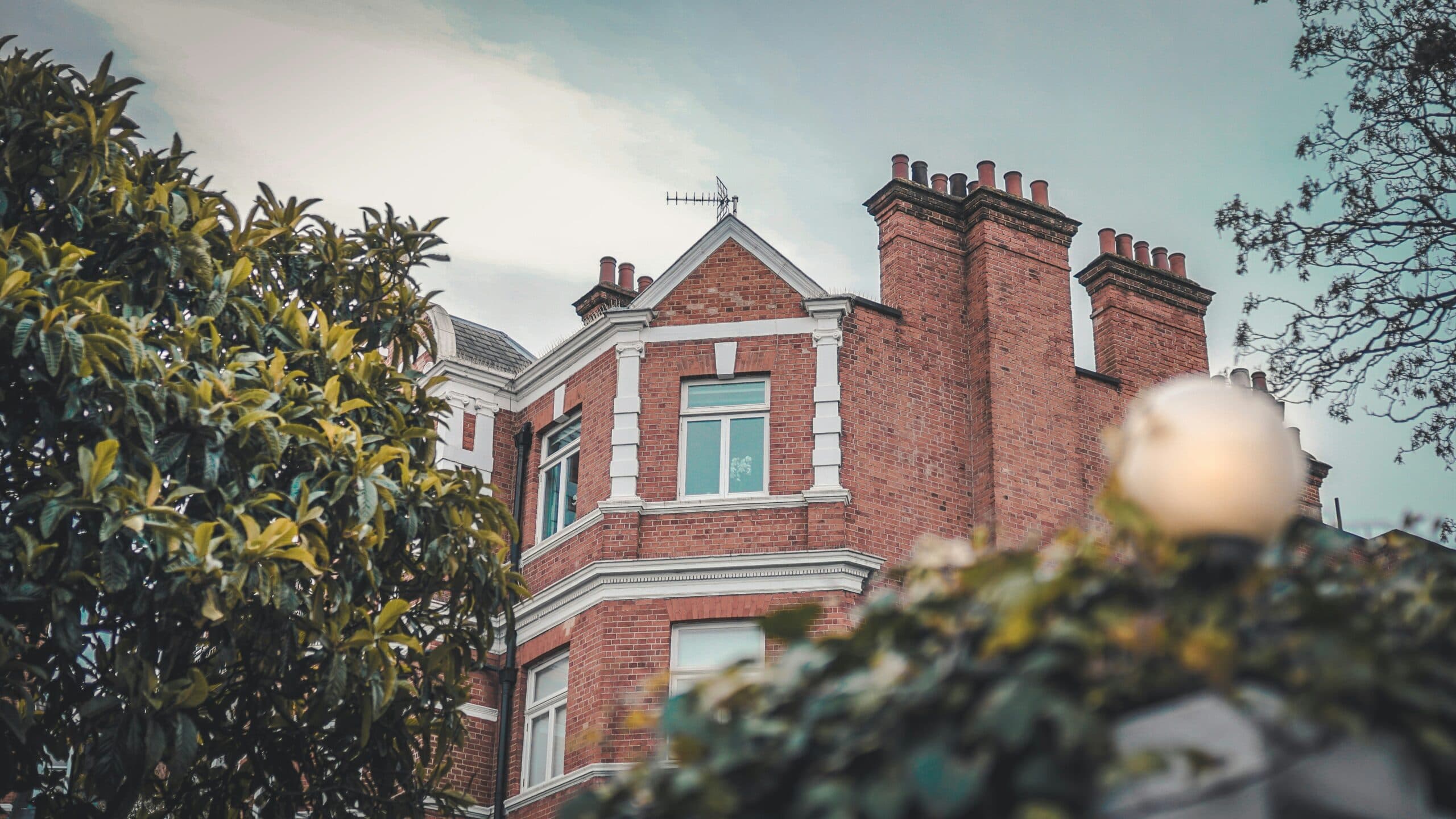 Luscombe & Co - Cardiff