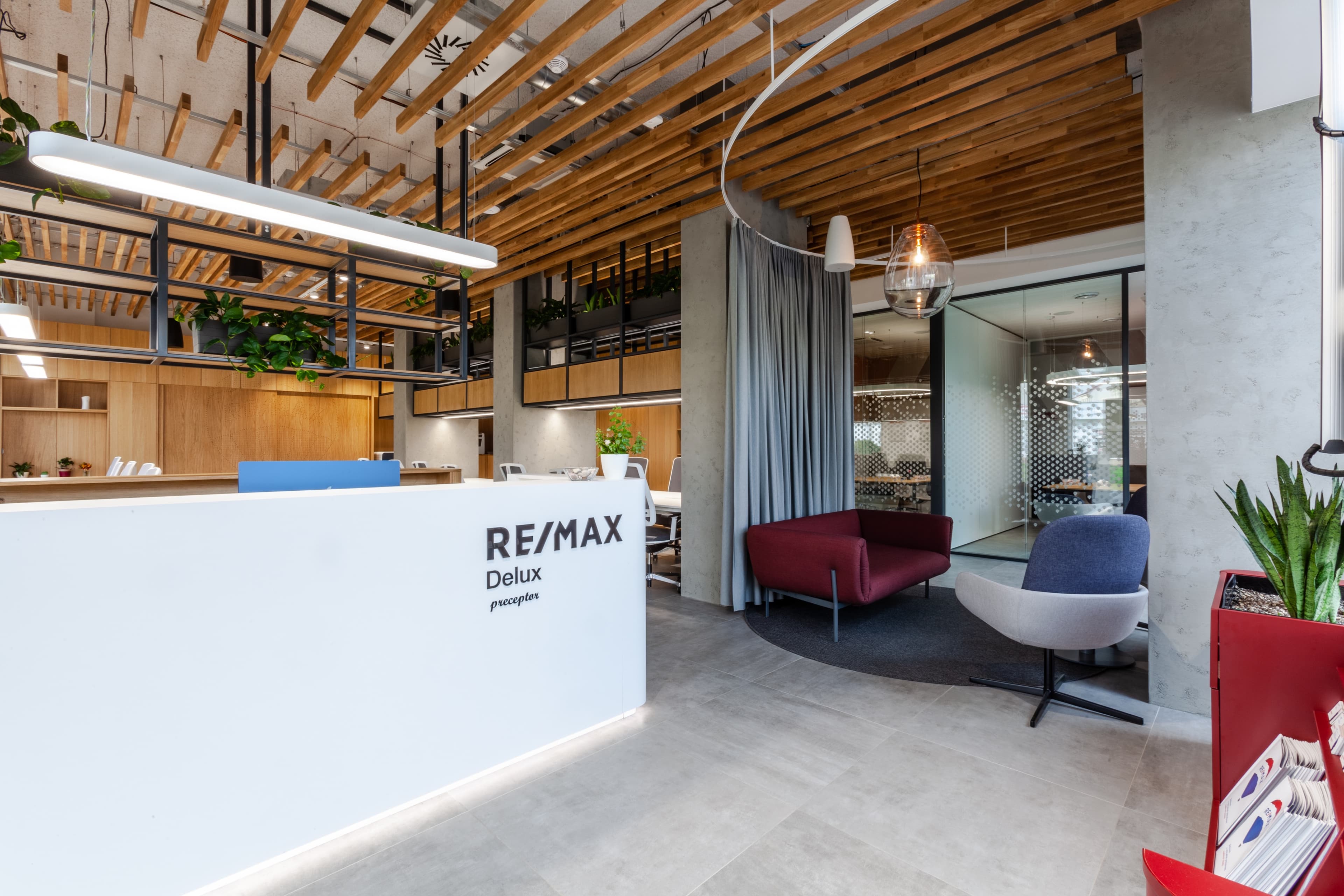 RE/MAX Delux - Realitní kancelář Brno - Brno